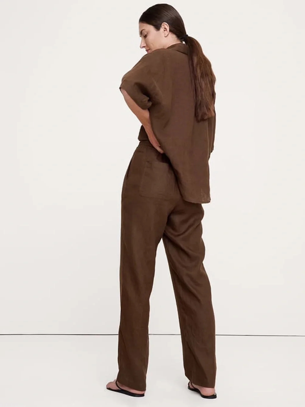 Banana Republic The Getaway Straight-Leg Pull-On Pant Sz Large Tall Linen Brown